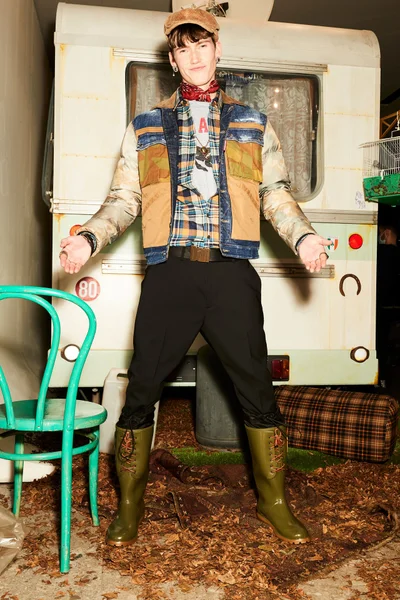 Look 11